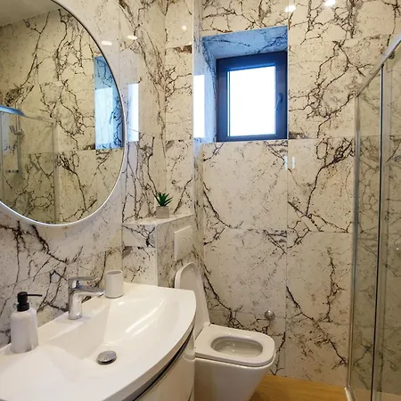 Apartment Miema With Jacuzzi *