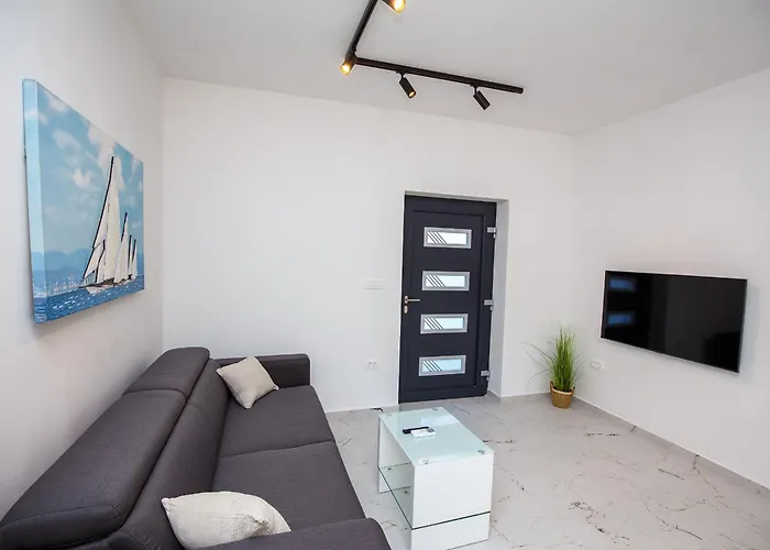 Miema With Jacuzzi Apartment Zadar